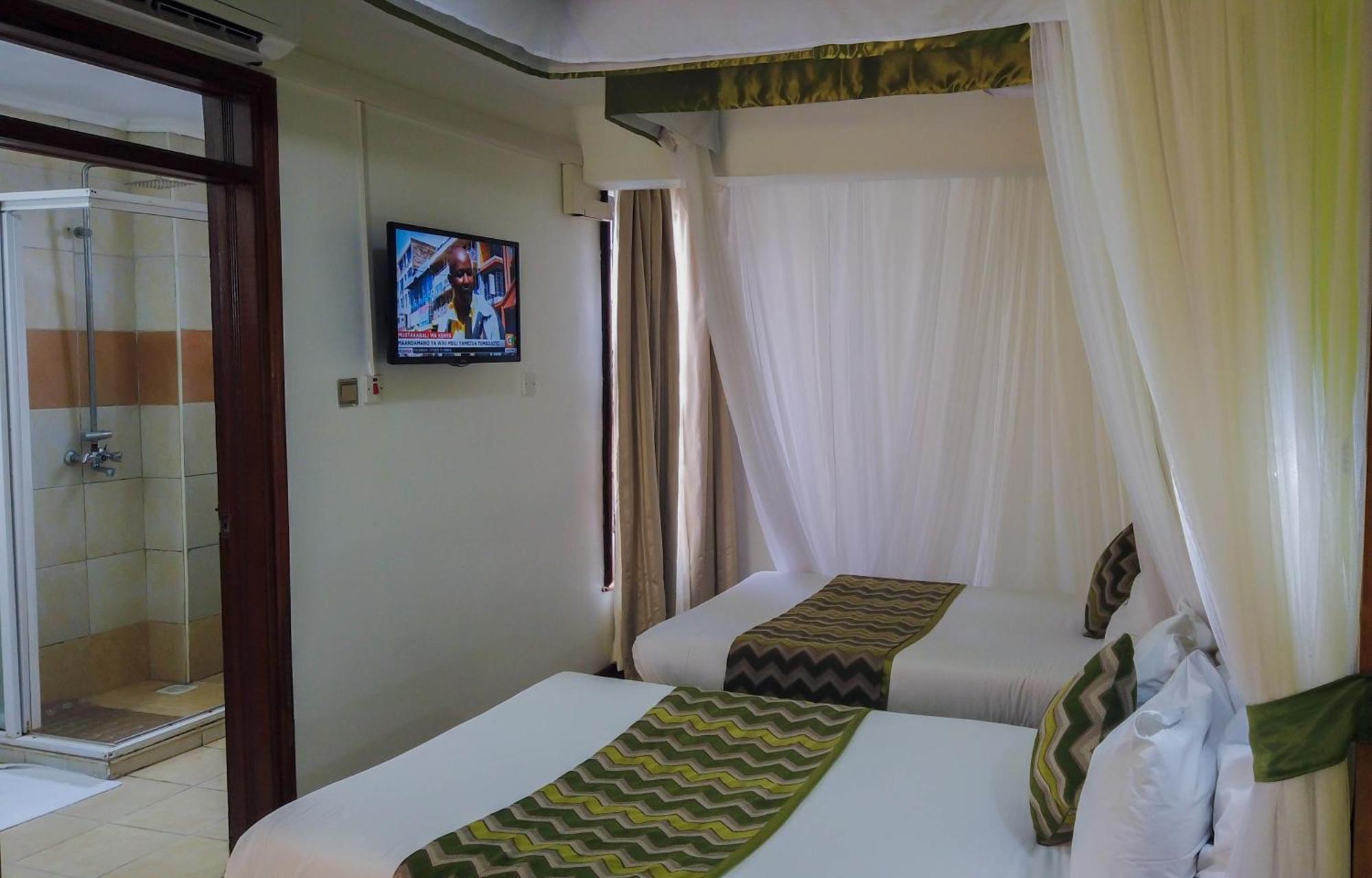 67 Airport Hotel Nairobi Mlolongo Bagian luar foto