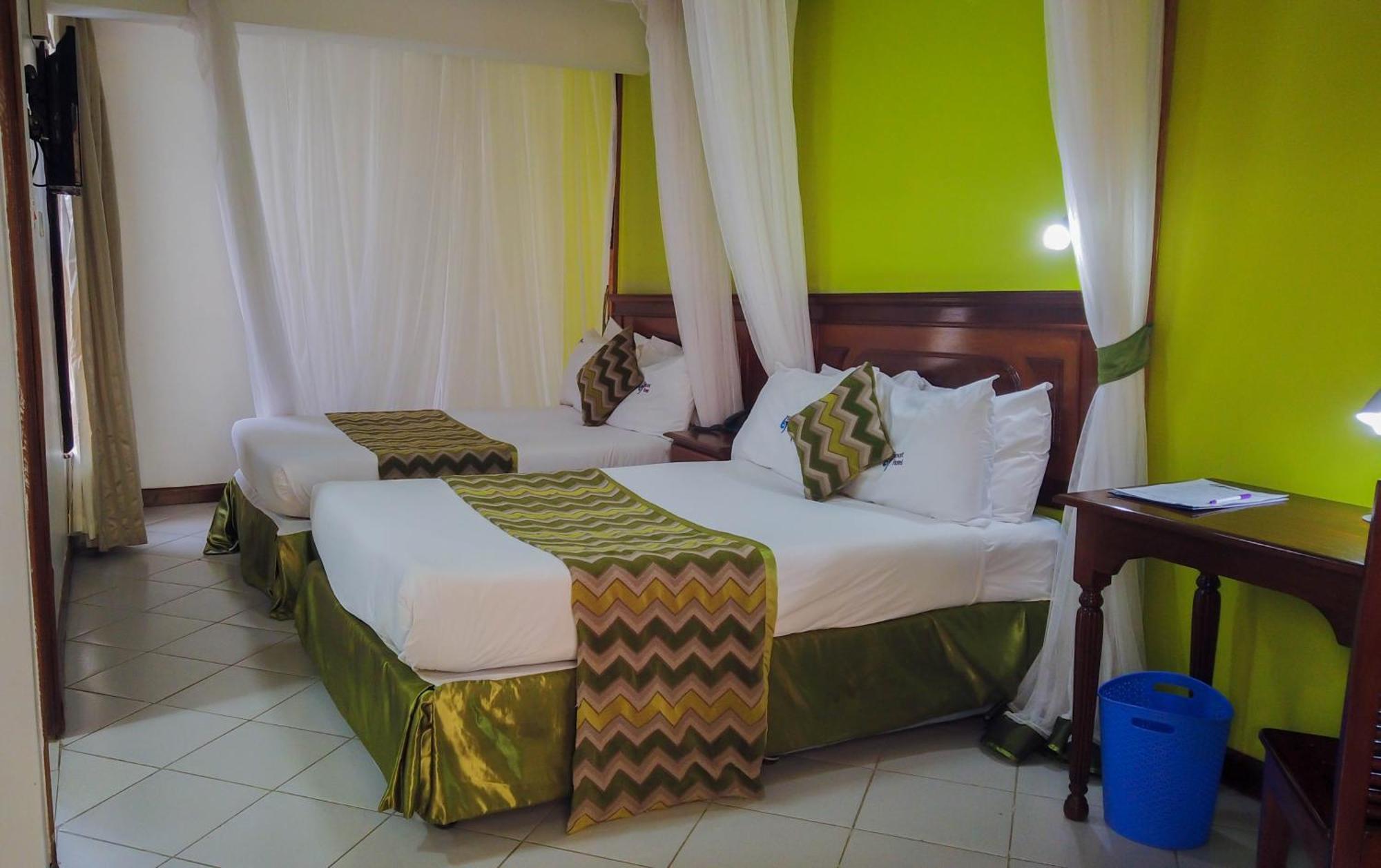 67 Airport Hotel Nairobi Mlolongo Bagian luar foto