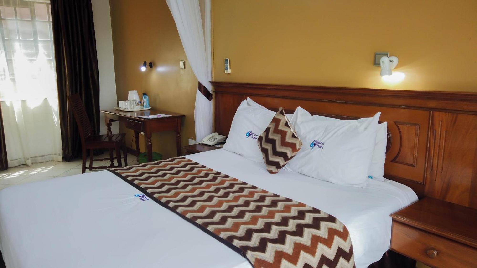 67 Airport Hotel Nairobi Mlolongo Bagian luar foto