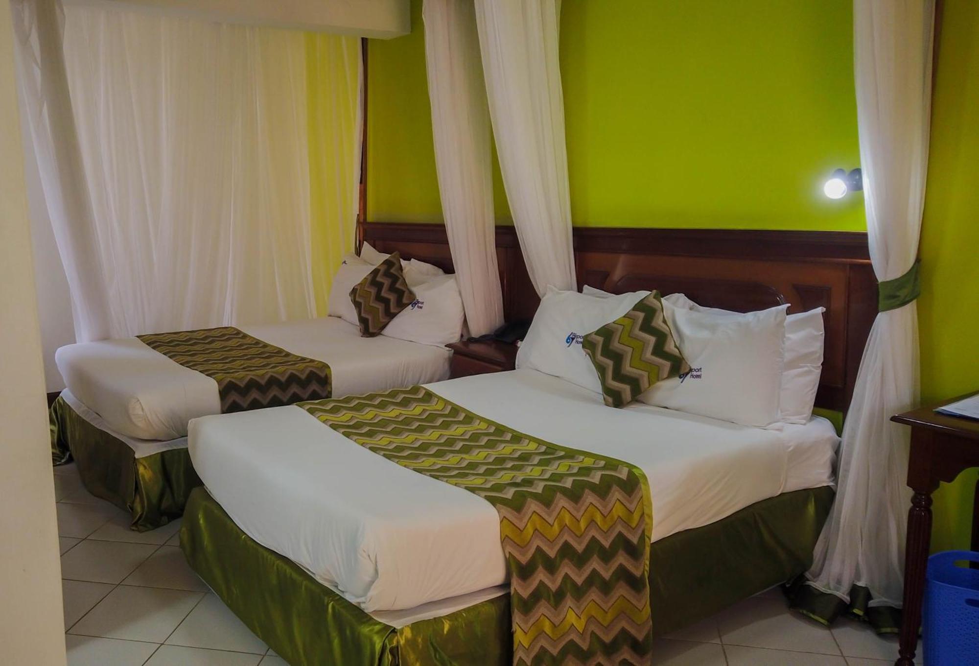 67 Airport Hotel Nairobi Mlolongo Bagian luar foto