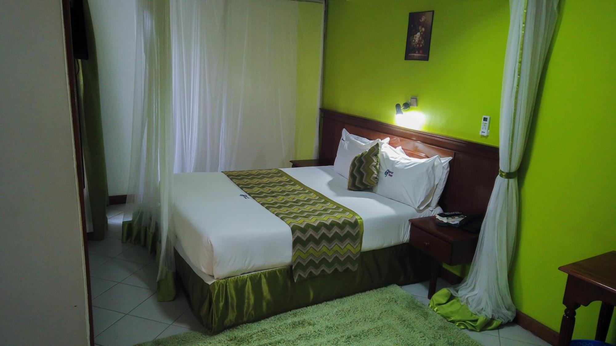 67 Airport Hotel Nairobi Mlolongo Bagian luar foto